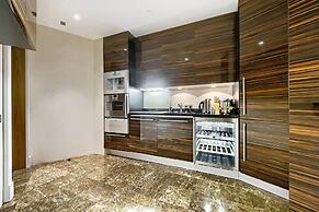 Sky Apartments Rentals Service