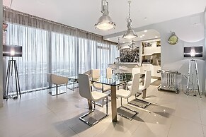 Sky Apartments Rentals Service