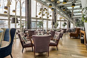 Sky Apartments Rentals Service