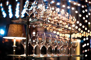 Sky Apartments Rentals Service