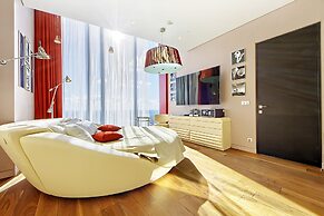 Sky Apartments Rentals Service