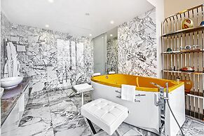 Sky Apartments Rentals Service