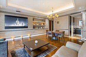 Sky Apartments Rentals Service