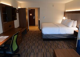 Holiday Inn Express & Suites Pittsburgh - Monroeville by IHG
