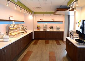 Holiday Inn Express & Suites Pittsburgh - Monroeville by IHG