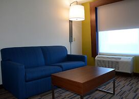 Holiday Inn Express & Suites Pittsburgh - Monroeville by IHG