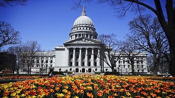 Staybridge Suites Madison - Fitchburg by IHG