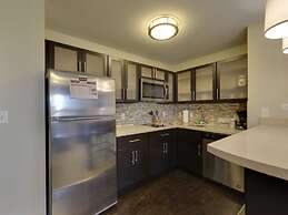 Staybridge Suites Madison - Fitchburg by IHG