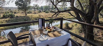 Karongwe Portfolio - Becks Safari Lodge