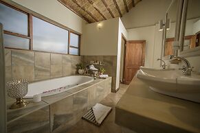 Karongwe Portfolio - Becks Safari Lodge