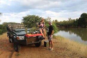 Karongwe Portfolio - Becks Safari Lodge