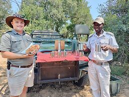 Karongwe Portfolio - Becks Safari Lodge