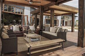 Karongwe Portfolio - Becks Safari Lodge