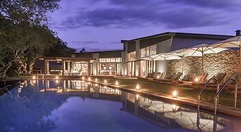 Karongwe Portfolio - Becks Safari Lodge