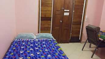 Bluepango Guest House - Hostel