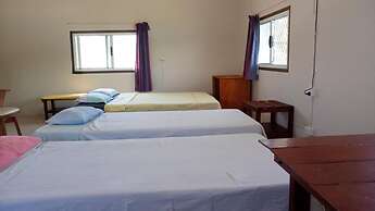Bluepango Guest House - Hostel