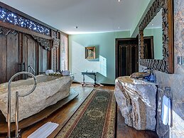 Permata Ayung Private Estate