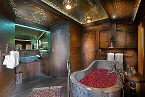 Permata Ayung Private Estate