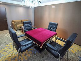 Celebrity International Grand Hotel