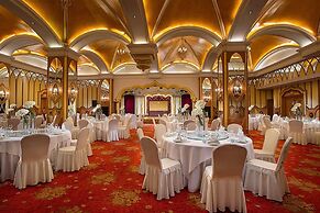 Celebrity International Grand Hotel