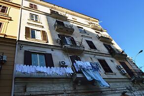 Napoli Station B&B