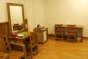 Sky Hotel Hlaing Thar Yar Yangon