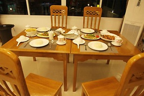 Sky Hotel Hlaing Thar Yar Yangon