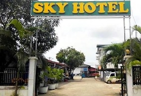 Sky Hotel Hlaing Thar Yar Yangon