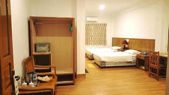 Sky Hotel Hlaing Thar Yar Yangon