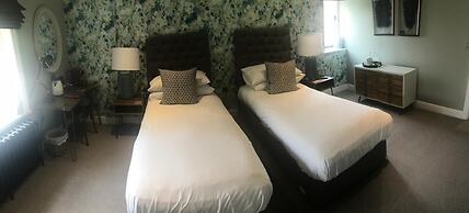 The Chequers Marlow