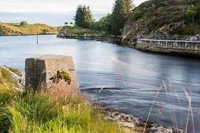 Dolmsundet Hotell Hitra