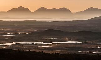 Dolmsundet Hotell Hitra