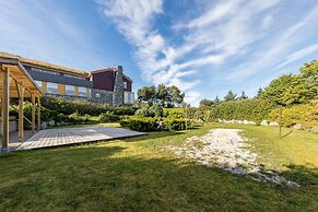 Dolmsundet Hotell Hitra