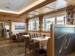 Hotel & Alpin Lodge Der Wastlhof
