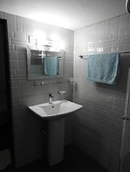 Hanthana Breeze Home Stay