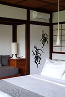 Suarapura Resort & Spa