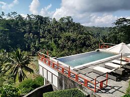 Suarapura Resort & Spa