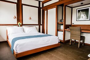 Suarapura Resort & Spa