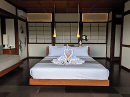 Suarapura Resort & Spa