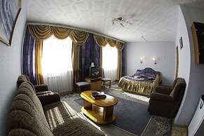 Desna Hotel