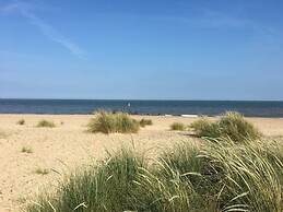 Moray Beachside Apartments