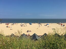 Moray Beachside Apartments