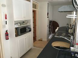 Moray Beachside Apartments