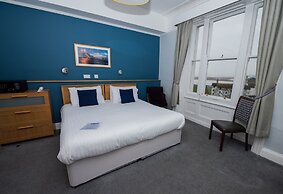 Manor Hotel