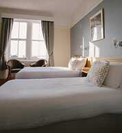 Manor Hotel