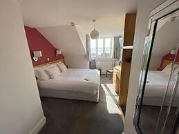 Manor Hotel