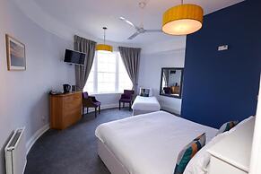 Manor Hotel