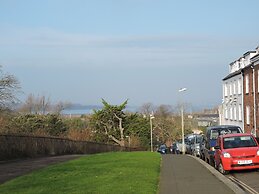 Manor Hotel