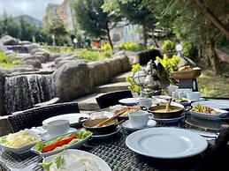 Caykent Suites Deluxe Hotel