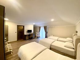 Caykent Suites Deluxe Hotel